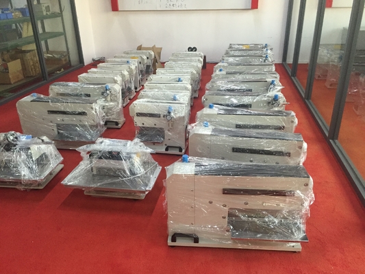 Leiterplatten steife V-geschnittene Trennzeichen-Maschine PWBs FR4 mit niedrigstem Druck