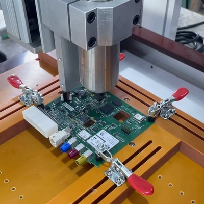 Desktop-PCB-Router-Maschine mit einfacher Programmierung und hoher Genauigkeit