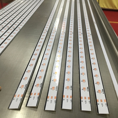 Kompakter Pneumatikantrieb PCB-Depaneler für 3,5 mm V-Cut-Trennung