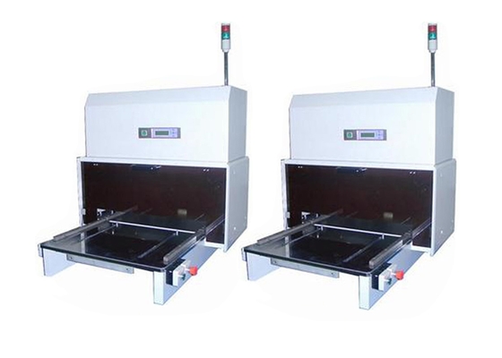 Professionelle und vielseitige PCB-Punchmaschine für ein glattes und präzises Schneiden