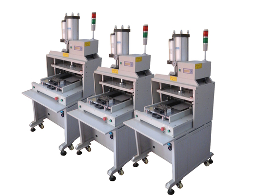 Industrielle PCB-Punchmaschine für schnelle und präzise Abplatzierung
