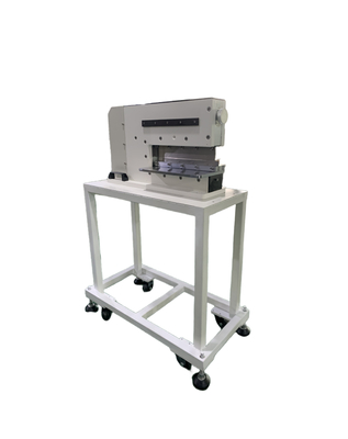 Maximaler PCB-Depantellungslänge 330 mm Pcb V-Schneidemaschine mit zwei linearen Klingen