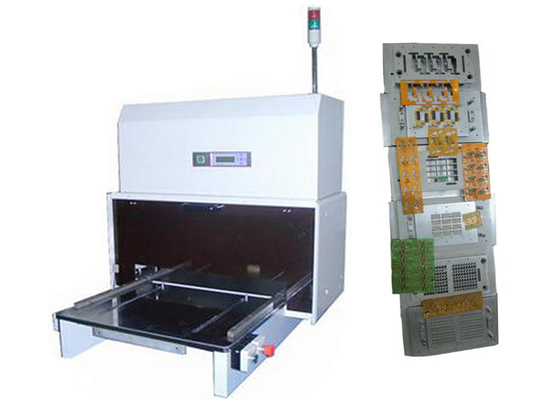 0.08MM Dicke LCD-Anzeige CNC Pneumatisch PCB-Punching-Maschine
