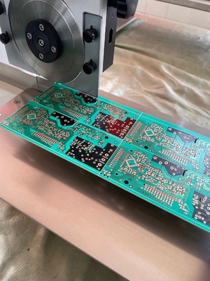 460 mm Länge PCB und LED-Panel Trennung mit SMTfly-1M PCB Trennmaschine