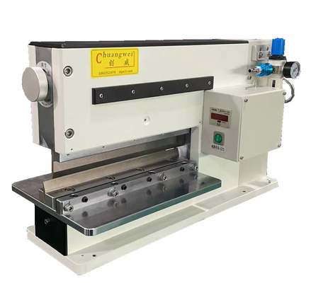 Die Enttafelung wird mit unserer PCB-V-Schneidemaschine für Platten bis zu 330 mm Länge erleichtert
