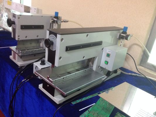 Leiterplatten steife V-geschnittene Trennzeichen-Maschine PWBs FR4 mit niedrigstem Druck